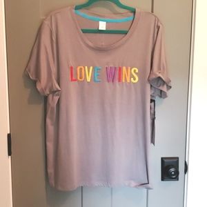 NEW "LOVE WINS" rainbow 🌈 tee. Plus size 1X